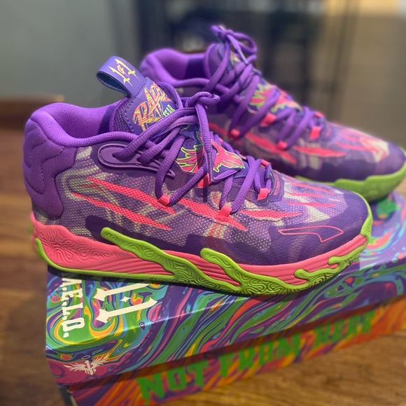 Youth Melo toxic size 6.5 - Picture 5 of 9